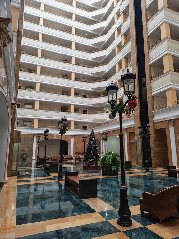 Дизайнерские апартаменты в Шато-Лувр