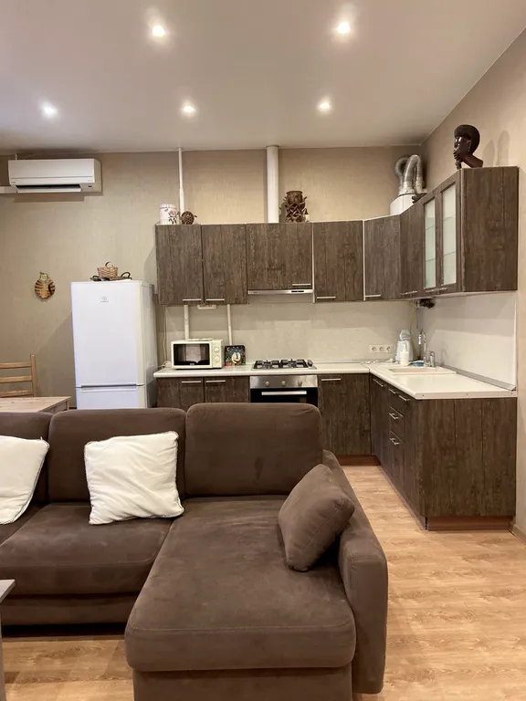 Евро-двухкомнатный апартамент ЖК Лаура с видом на Березовую