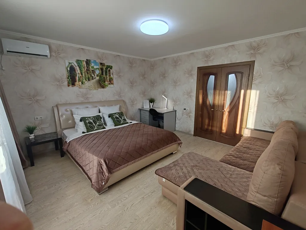 Современная уютная квартира — аренда посуточно в Нефтеюганск