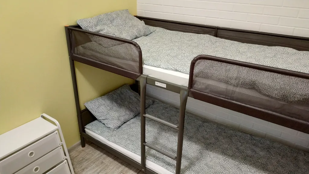 Квартира-студия около метро для большой компании из 6-ти человек