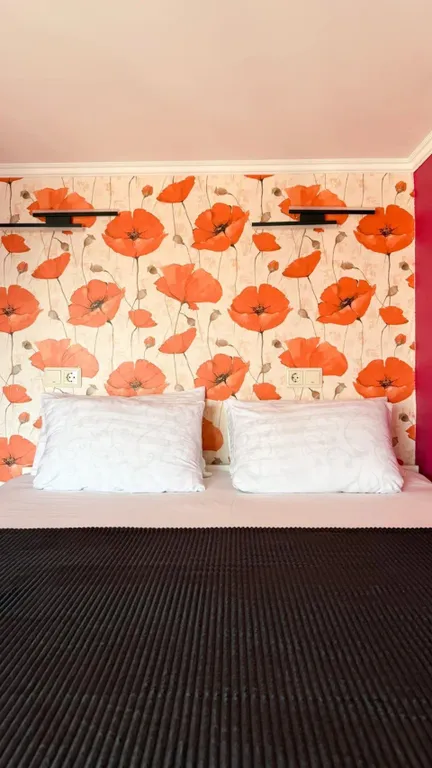 Стильная двухуровневая студия