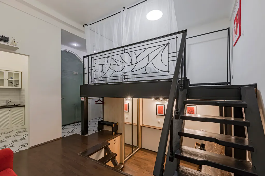 Двухуровневая квартира в уникальном районе