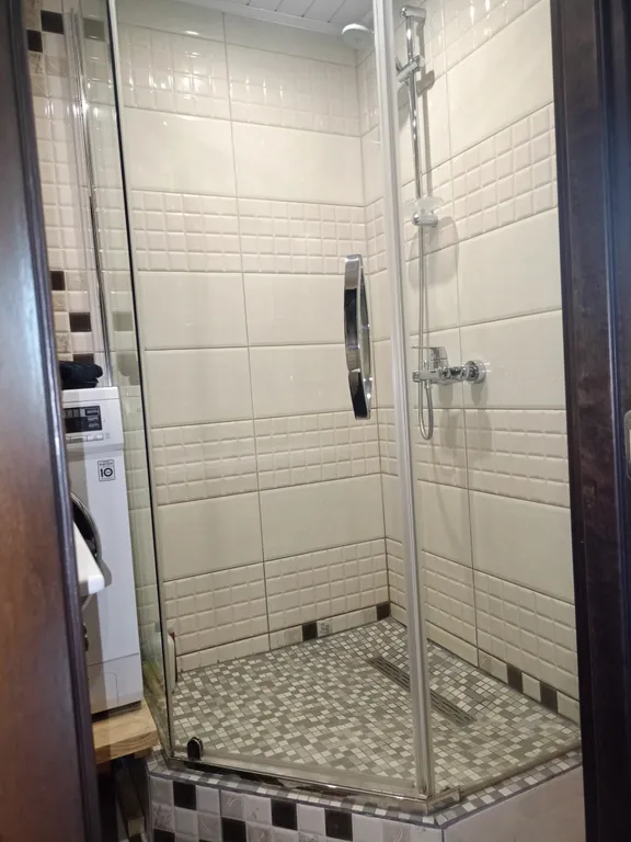 Квартира 1-комнатная возле АТ маркет, Солнечный