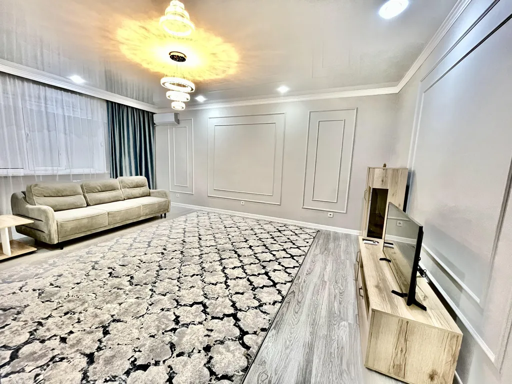 Квартира Светлая и просторная однушка — аренда посуточно в Атырау