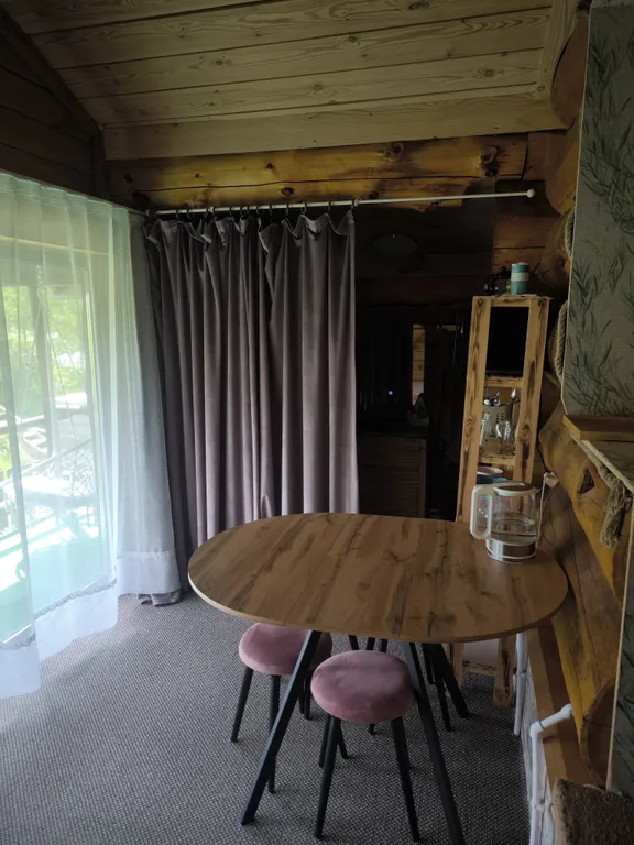 Кедровый коттедж на берегу Катуни