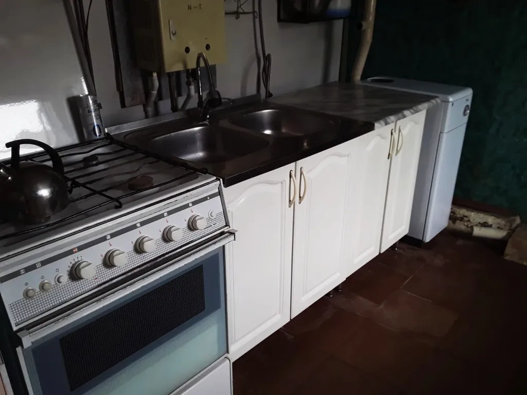 Домик возле моря