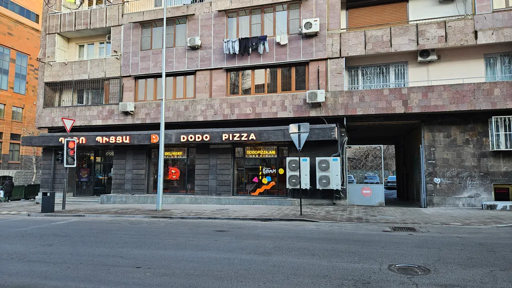 Просторная квартира в центре с 2-я спальнями