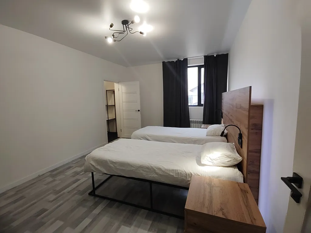 6-комнатный Дом