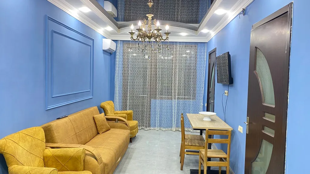 Квартира 3-комнатная Квартира — Батуми