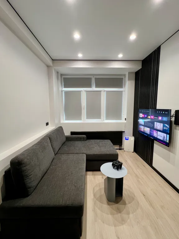 Апартаменты с джакузи кинопроектором и игровой приставкой