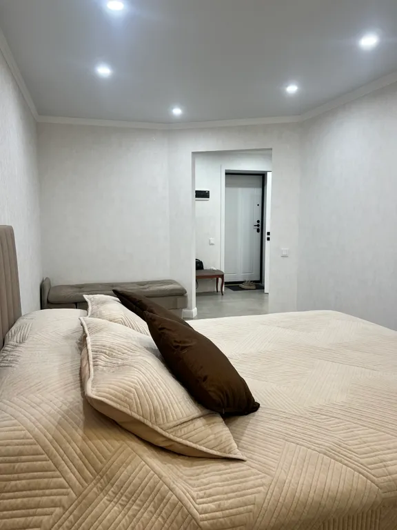 Уютная квартира возле центрального пляжа реки Волга