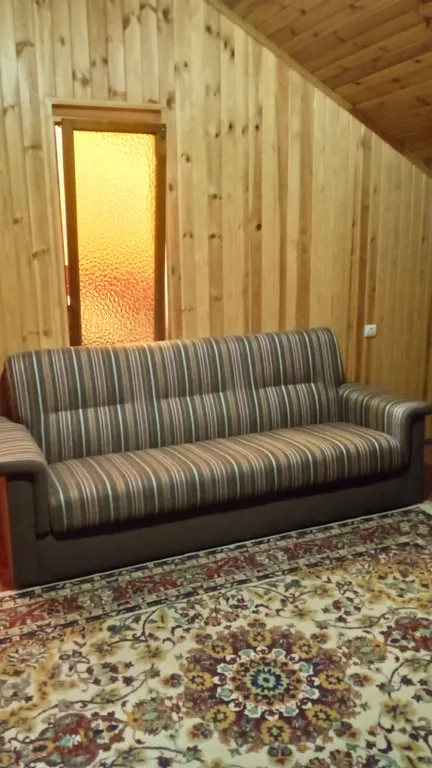 Отдельная большая комната, интернет и связь всегда