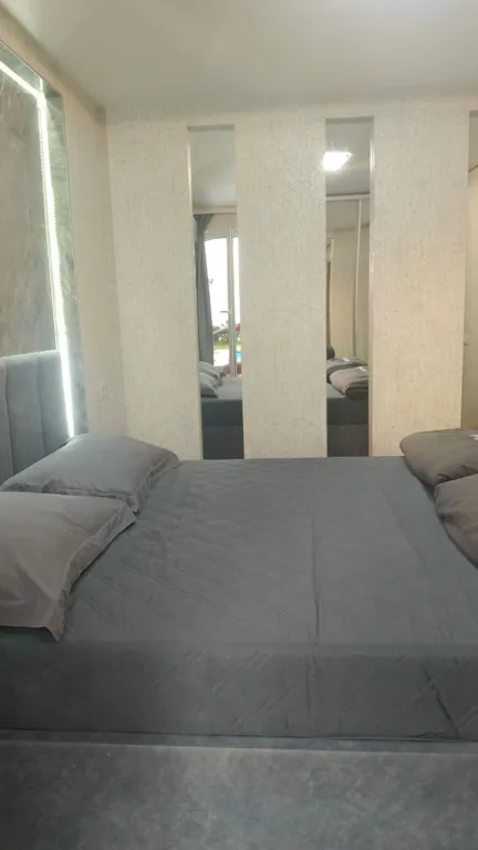 Квартира Трехкомнатная квартира с бассейном и потрясающим видом на море — Сириус