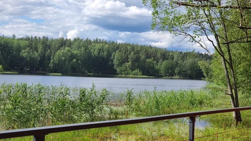 Коттедж Коттедж с видом на озеро — Приозерск