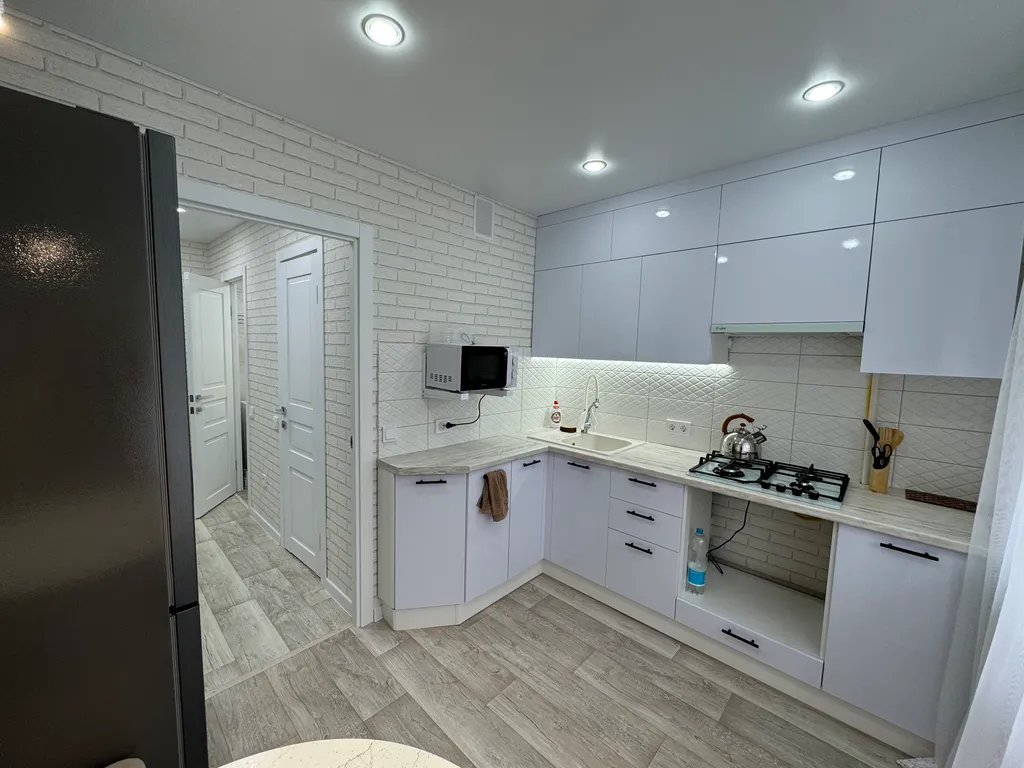 Уютная современная квартира