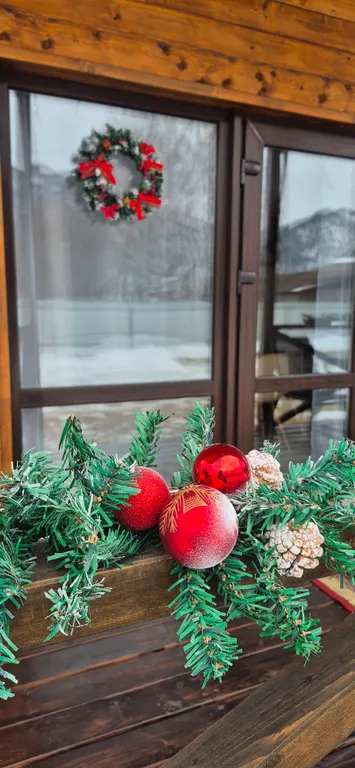 Домик с видом на горы