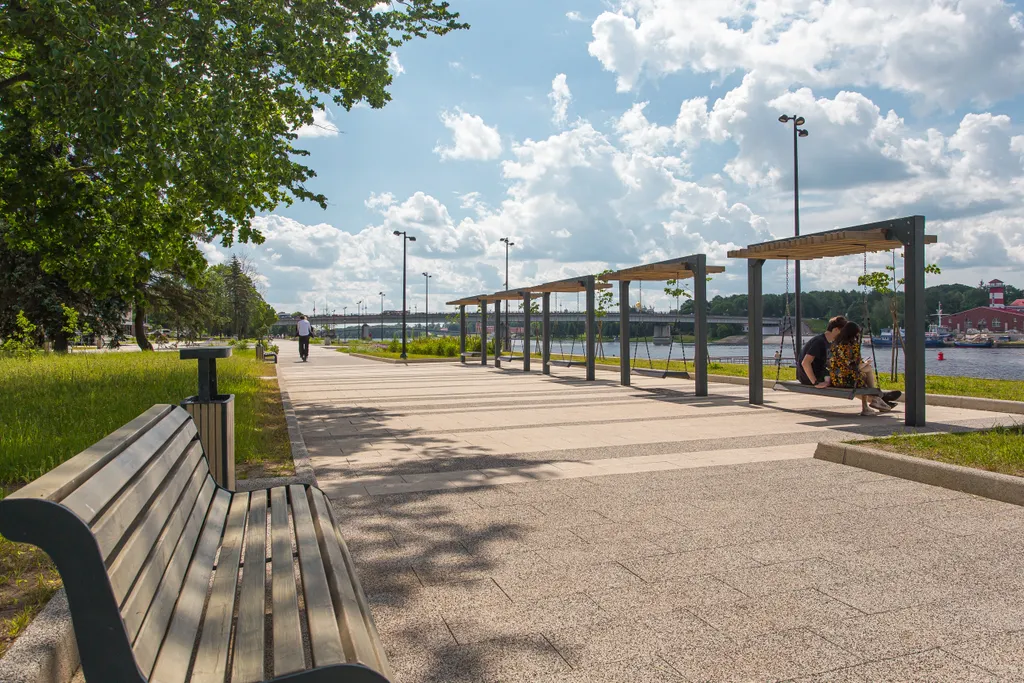 Трёхкомнатная квартира с видом на набережную в центре В. Новгорода