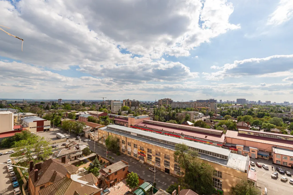 Комфортная квартира с видом на город