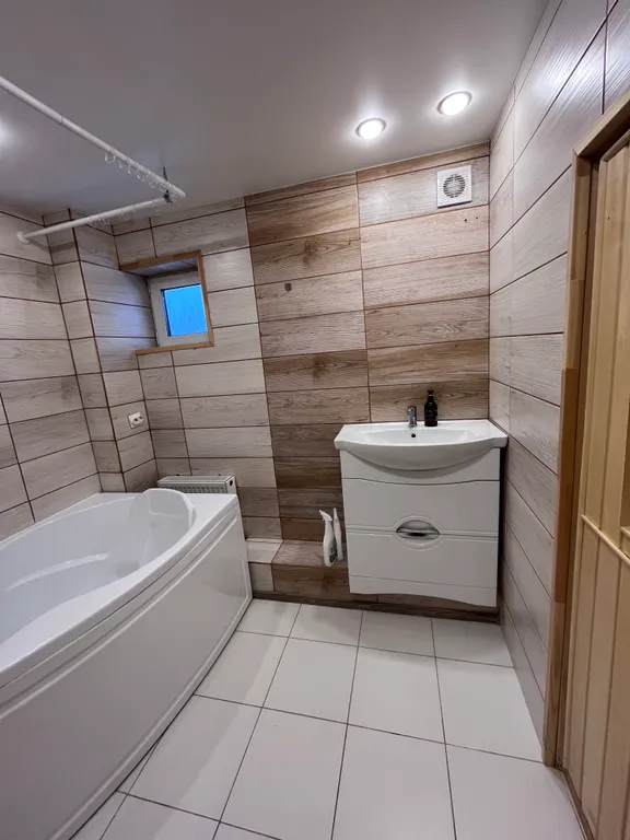 Уютный коттедж с камином, сауной и закрытой частной территорией