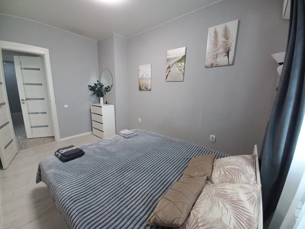 Квартира Просторная уютная 2 - комнатная квартира в новом доме — Элиста