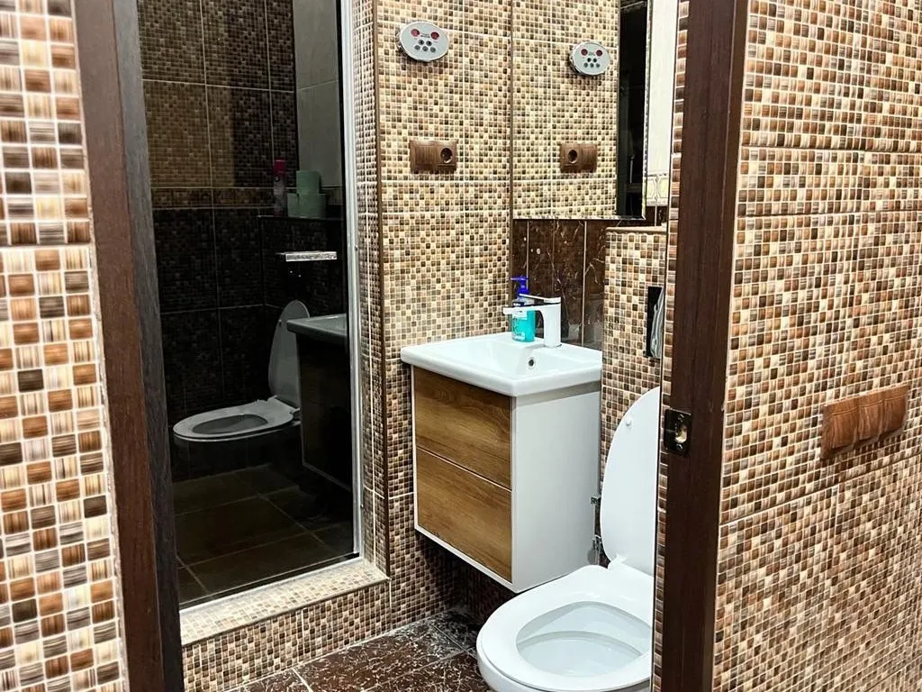 Два этажа с отдельным входом в уютном доме в ущелье рядом с озером