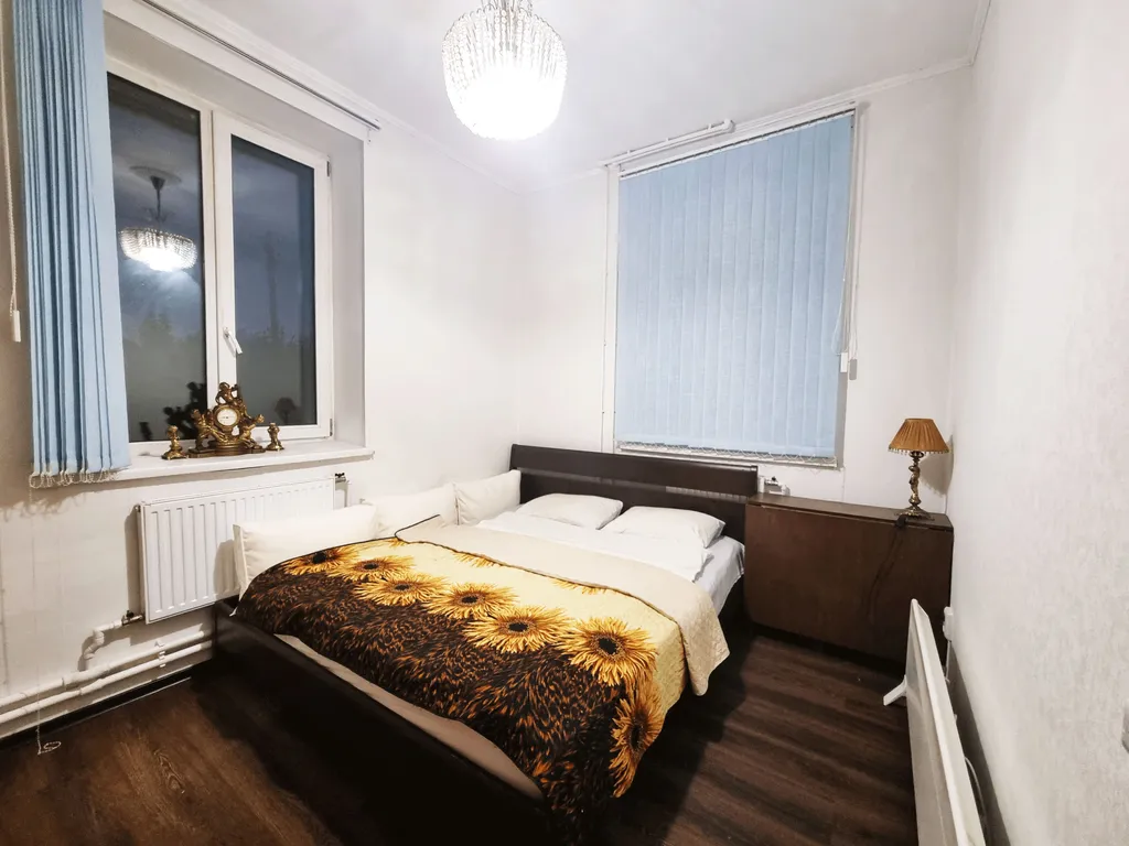 Коттедж Большой двухэтажный коттедж в стиле ампир с сауной и бассейном-купелью — Агалатово