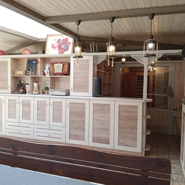 Дом с таверной