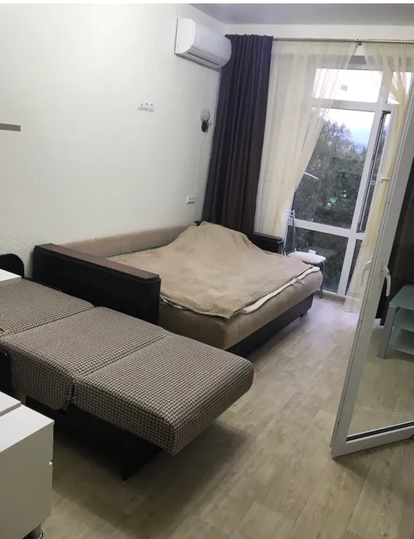 Квартира с видом на парк Южных культур