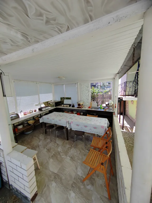 Уютный дом в черте поселка