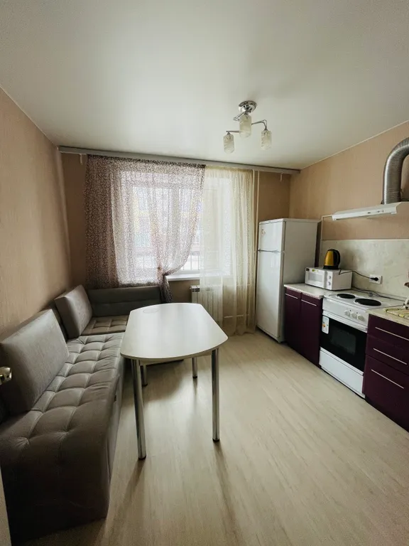 Уютная квартира в закрытом ЖК Спортивный — аренда посуточно в Волжский