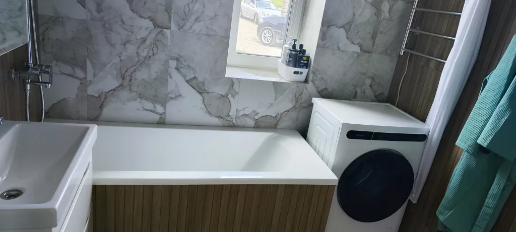 Дом с панорамными окнами в стиле Barn House