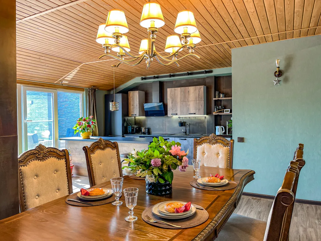 Мансарда с террасой в парке на Театральной площади