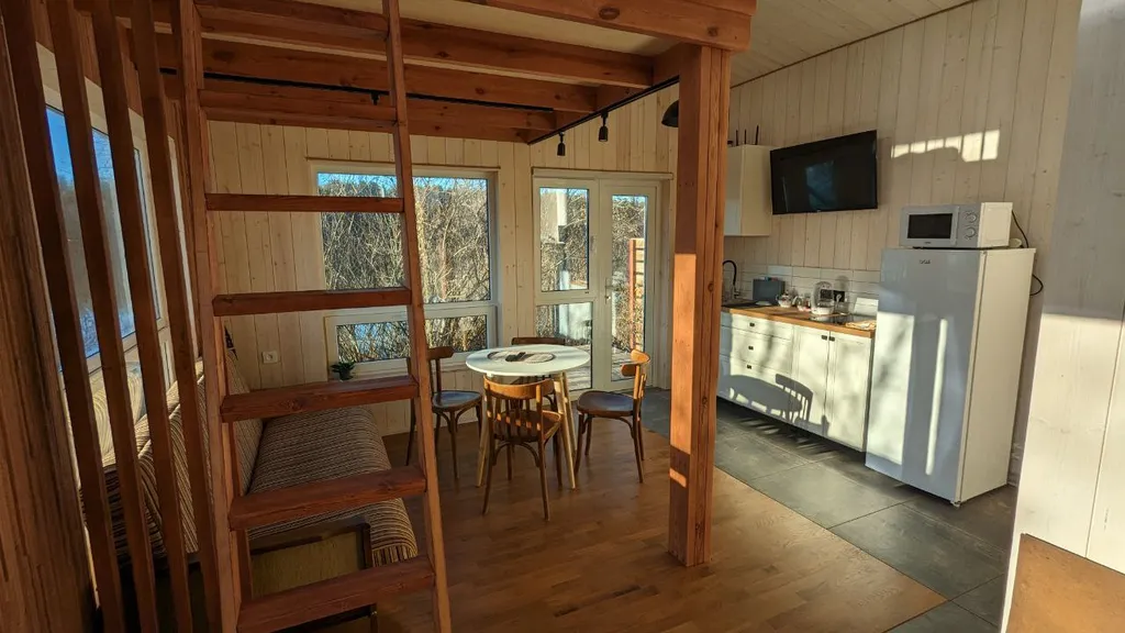 Коттедж Дом на берегу озера с камином — Казань