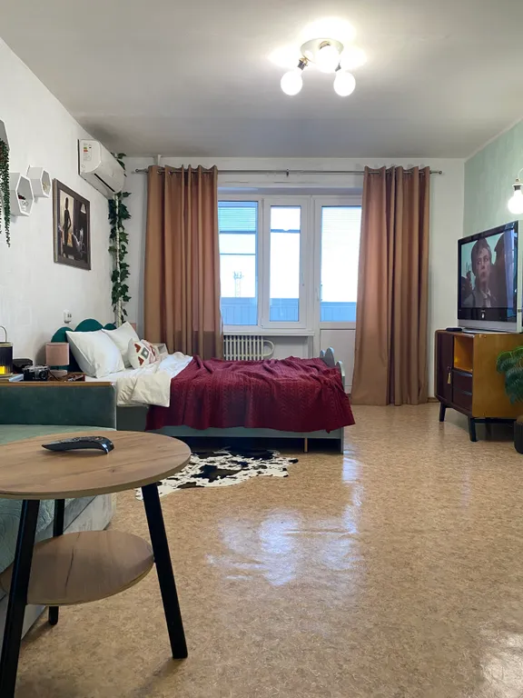 Просторная квартира с видом на город и парк