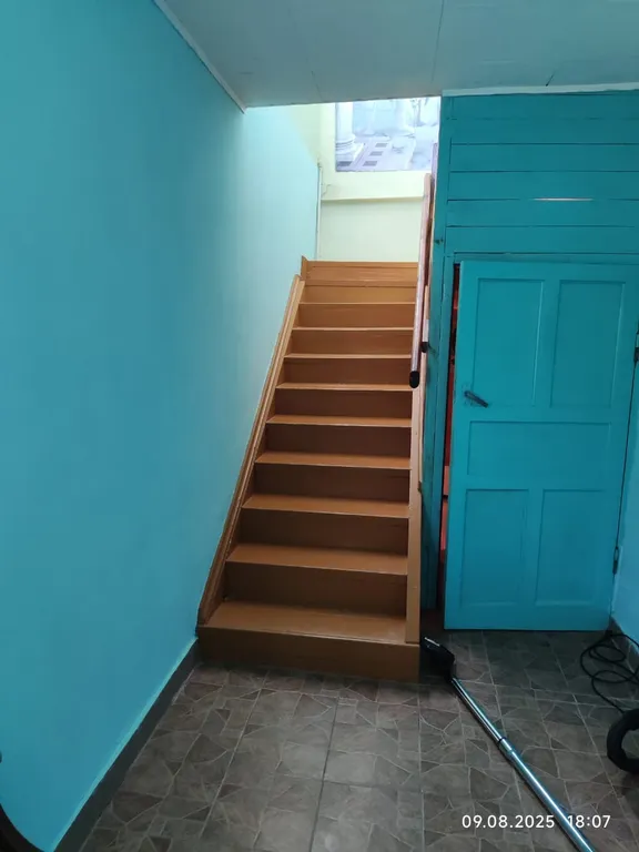 Большой дом у моря