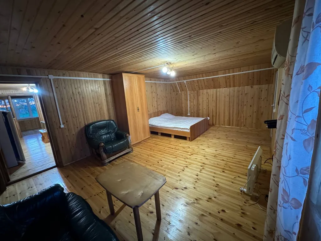 Усадьба Гусли, Кедр