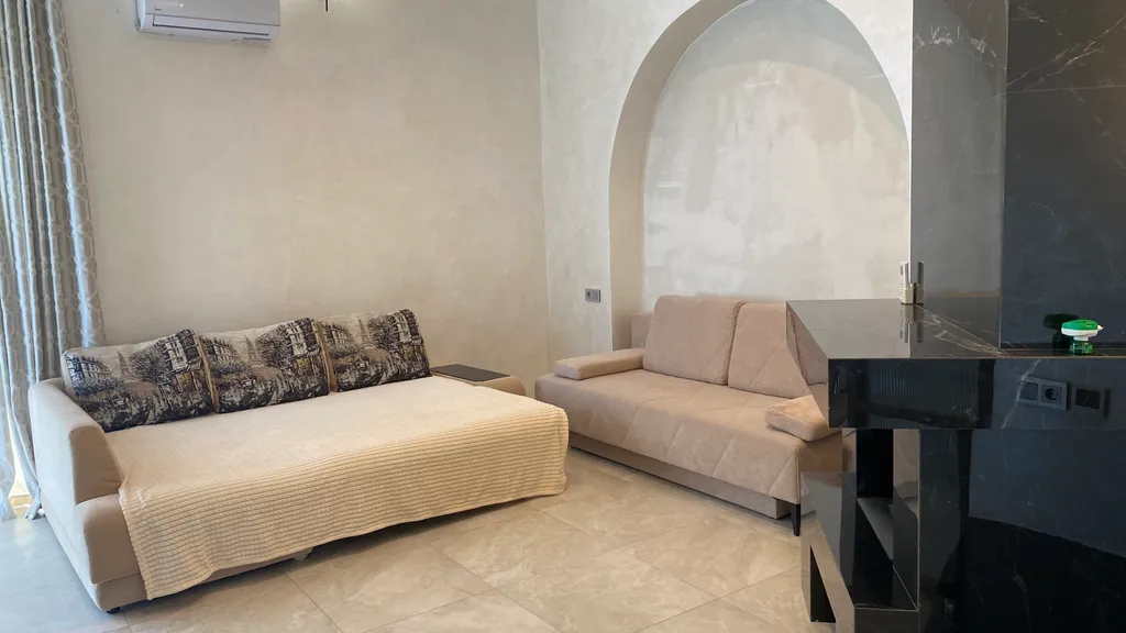 Коттедж с бассейном