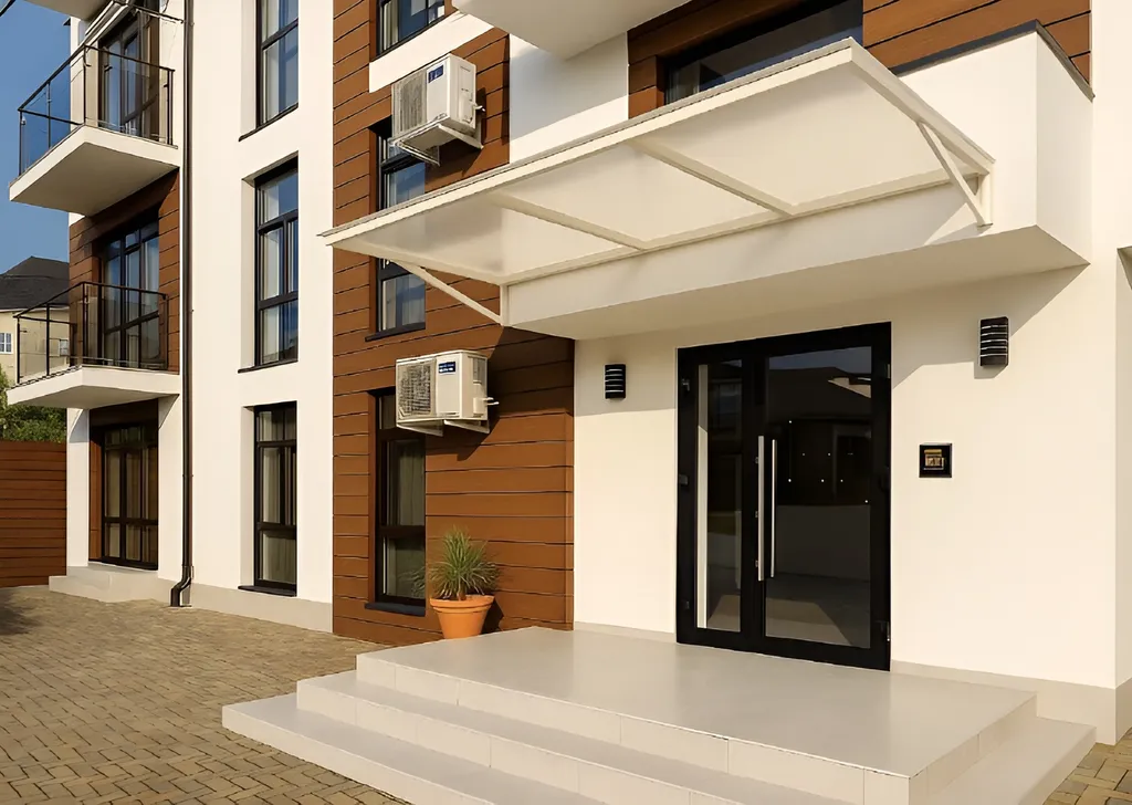 Студия с балконом и видом на море