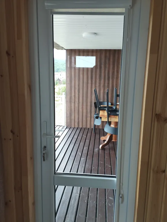 Домик с видом на гору