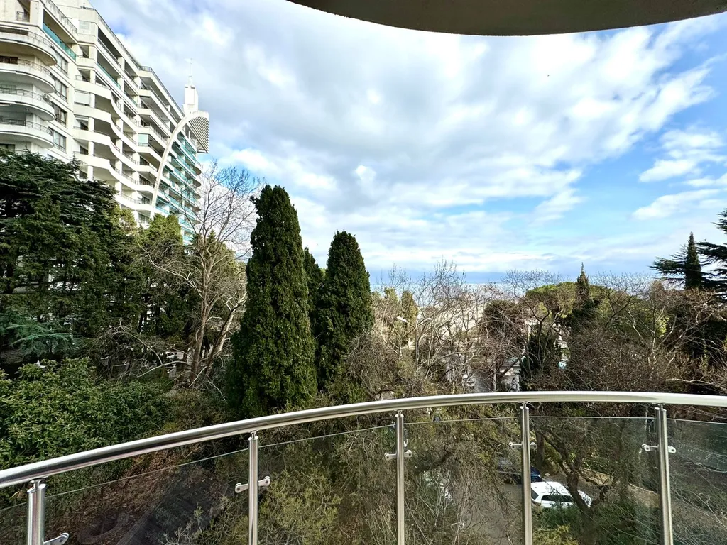 Апартамент у моря