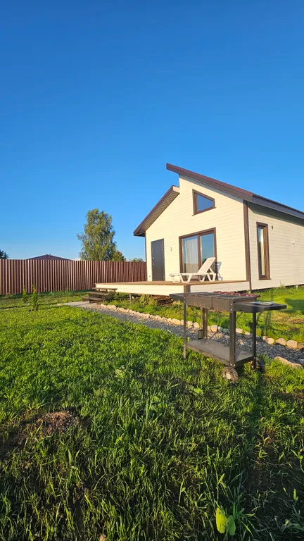 Коттедж Уютный полевой домик — Луга