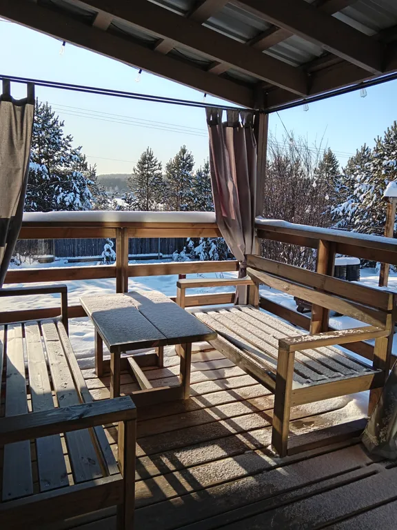 Домик с баней и купелью на дровах на участке 20 соток