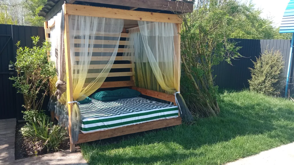 Гостевой дом для отдыха на берегу реки