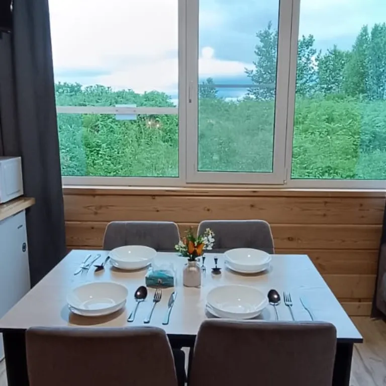 Дома для отдыха "Ипиней" С видами на домашние вулканы, город и Бухту