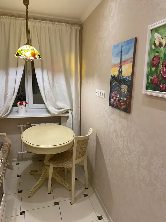 Квартира напротив ТЦ Горизонт