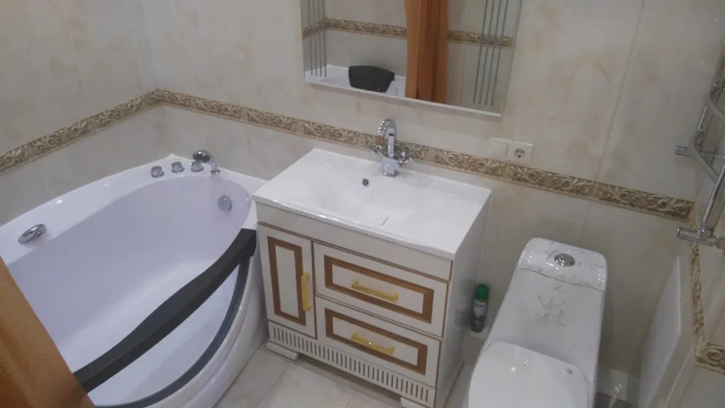 Просторная квартира возле Курортного бульвара