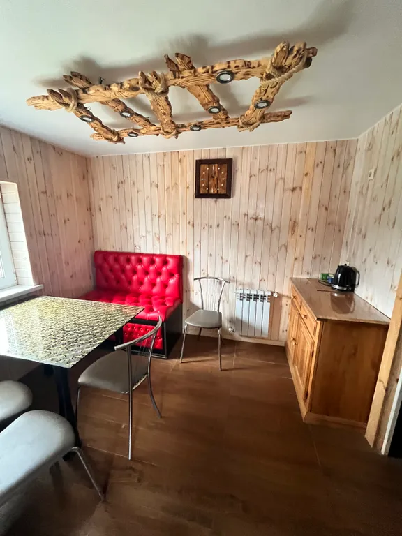 Уютный светлый дом с баней