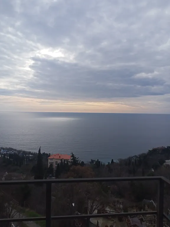 Квартира с волшебным видом на море