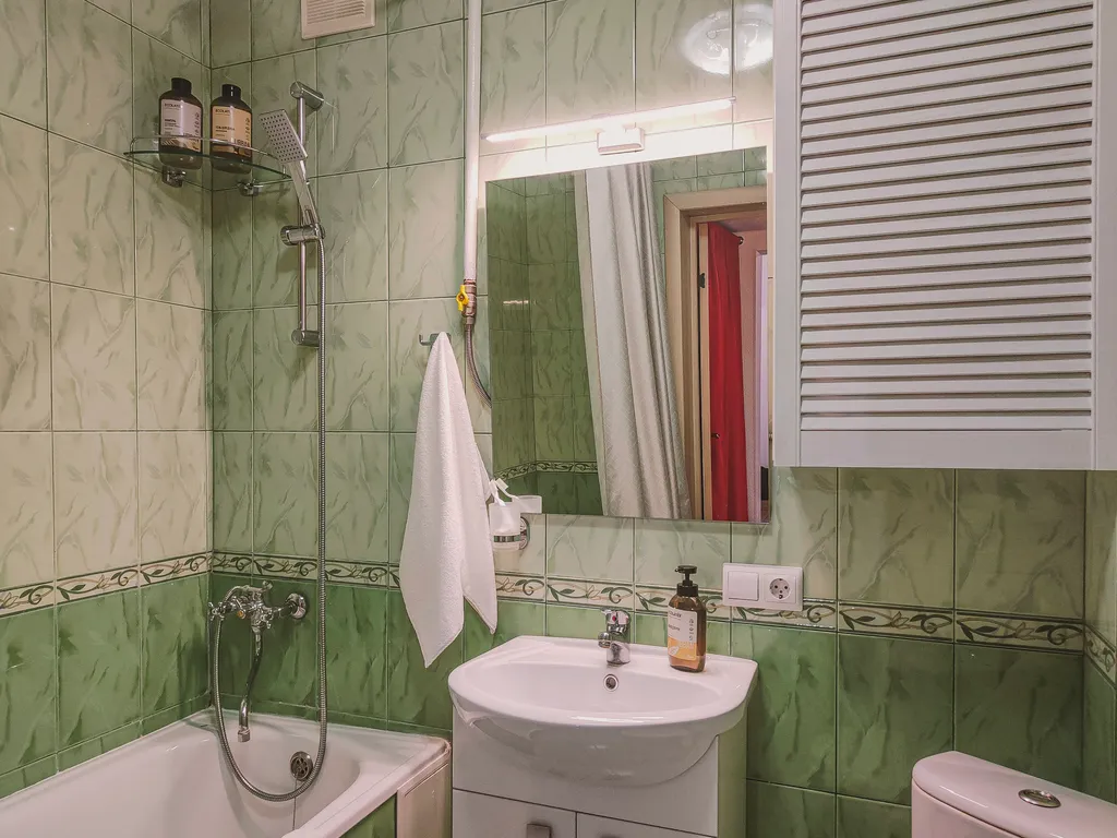 Семейная квартира 2 комнаты в центре с парковкой