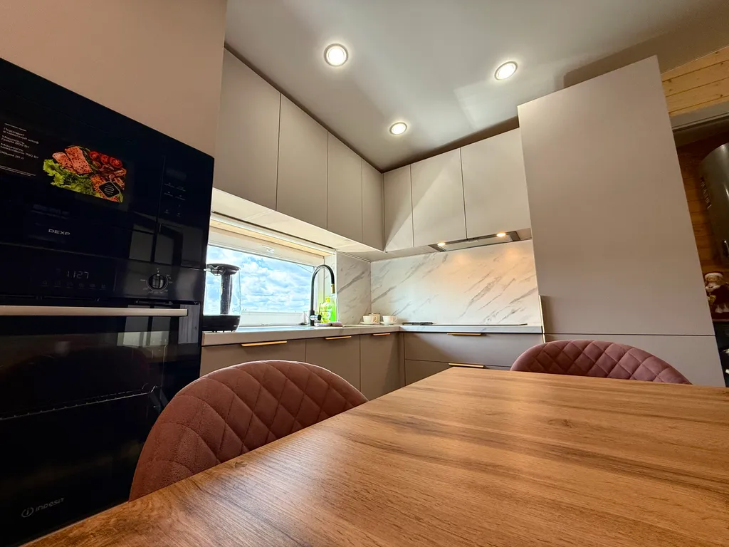 Домик у реки рядом с Екатеринбургом